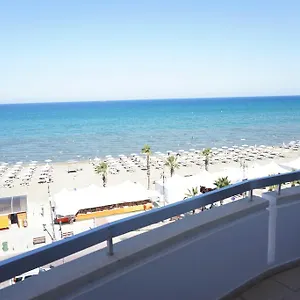 lazuli-beach-apartment-no-43.protaras-cy-hotels.com/