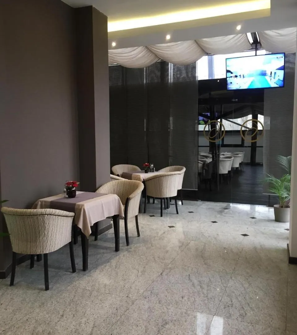 Ambiance Hotel Bukarest 3*,